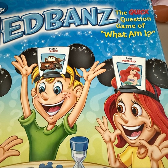 Disney Hedbanz “What Am I?” Family Game | Spin Master | Ages 7+ | Fair Condition - Picture 5 of 11